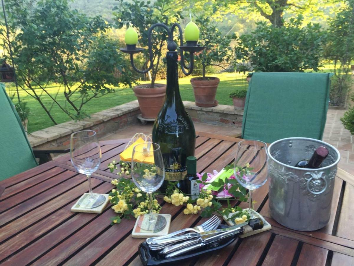 Fontanaro Farm And Culinary School Villa Paciano Екстериор снимка