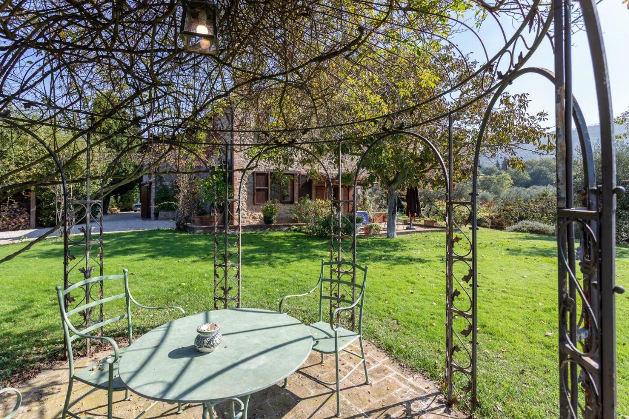 Fontanaro Farm And Culinary School Villa Paciano Екстериор снимка